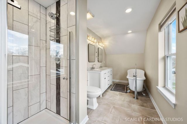 774 N Kenilworth Avenue, Glen Ellyn, IL 60137