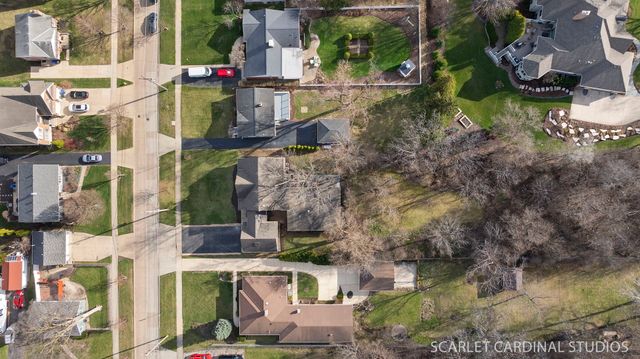774 N Kenilworth Avenue, Glen Ellyn, IL 60137