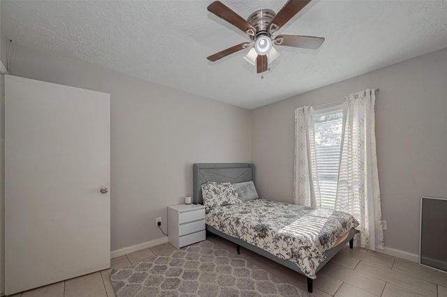 10534 Towne Square Road, Sugar Land, TX 77498