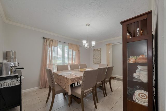 10534 Towne Square Road, Sugar Land, TX 77498