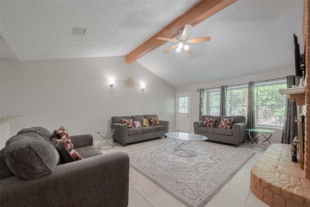 10534 Towne Square Road, Sugar Land, TX 77498