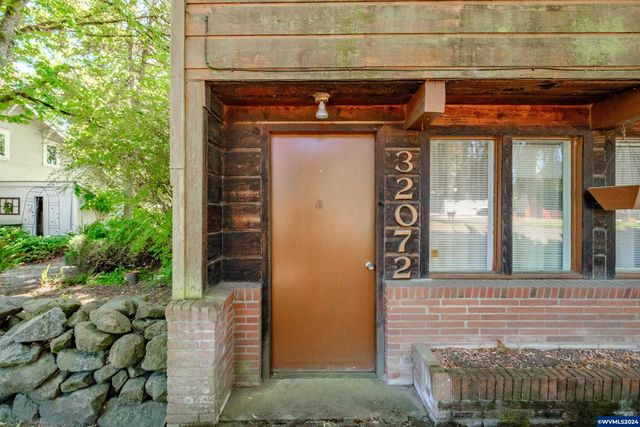 32072 Birdfoot Dr, Tangent, OR 97389
