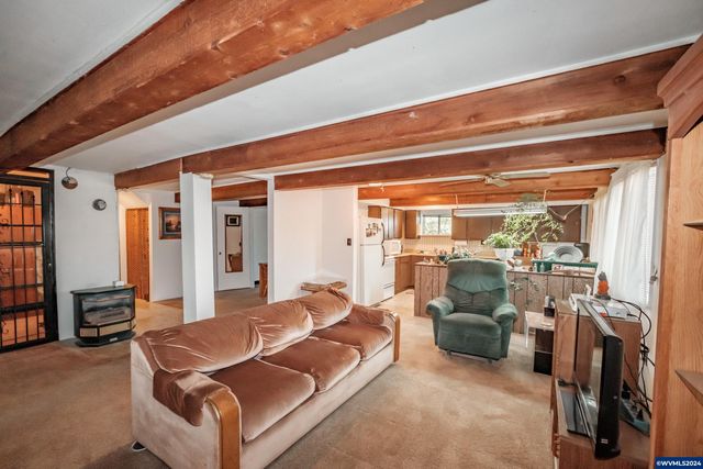 32072 Birdfoot Dr, Tangent, OR 97389