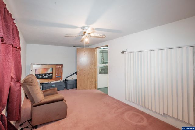 32072 Birdfoot Dr, Tangent, OR 97389