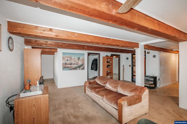 32072 Birdfoot Dr, Tangent, OR 97389