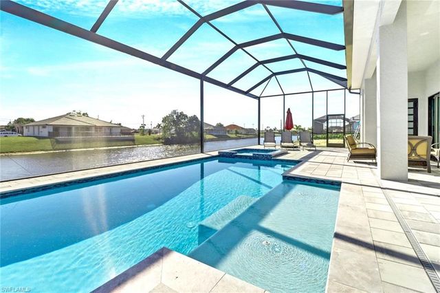 104 NE 6th ST, Cape Coral, FL 33909