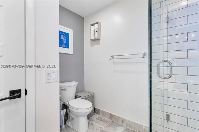 1281 W Fairway Rd 1281, Pembroke Pines, FL 33026