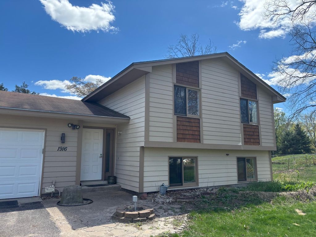 1916 Jenkins Street NE, East Bethel, MN 55011
