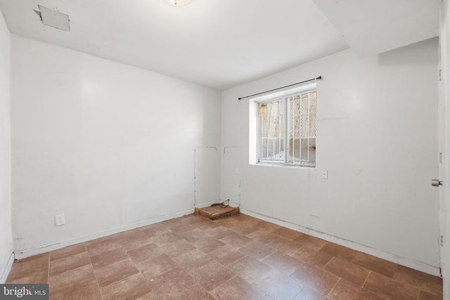 5808 BURGUNDY ST, Capitol Heights, MD 20743