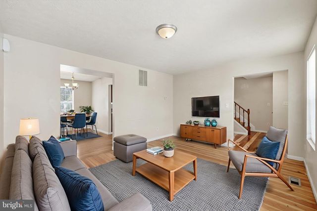 5808 BURGUNDY ST, Capitol Heights, MD 20743