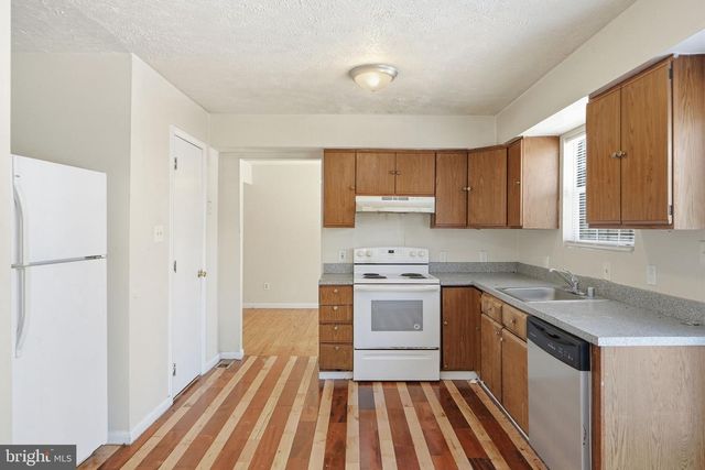 5808 BURGUNDY ST, Capitol Heights, MD 20743