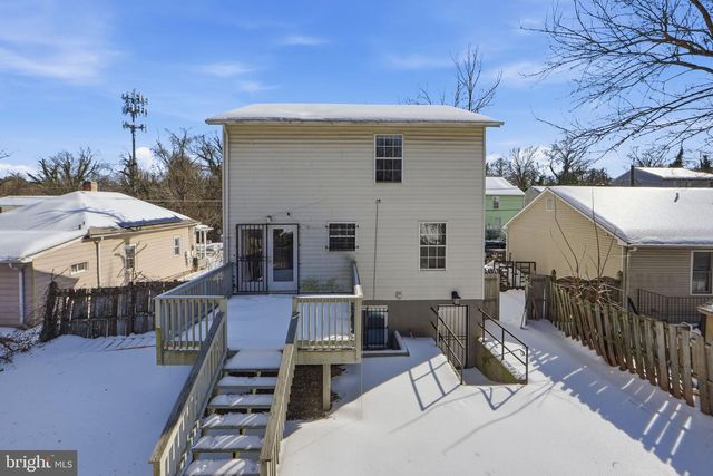 5808 BURGUNDY ST, Capitol Heights, MD 20743