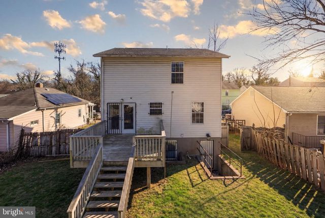 5808 BURGUNDY ST, Capitol Heights, MD 20743