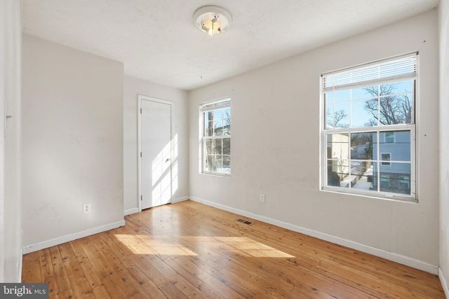 5808 BURGUNDY ST, Capitol Heights, MD 20743