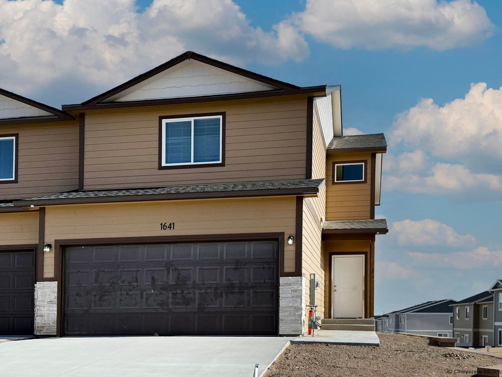 1605 ELSIE-JEAN TRL, Cheyenne, WY 82007
