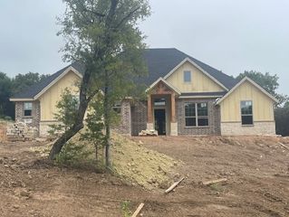 2013 Bedford Court, Weatherford, TX 76088