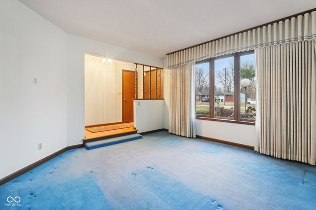 6924 E Meadows Drive, Camby, IN 46113