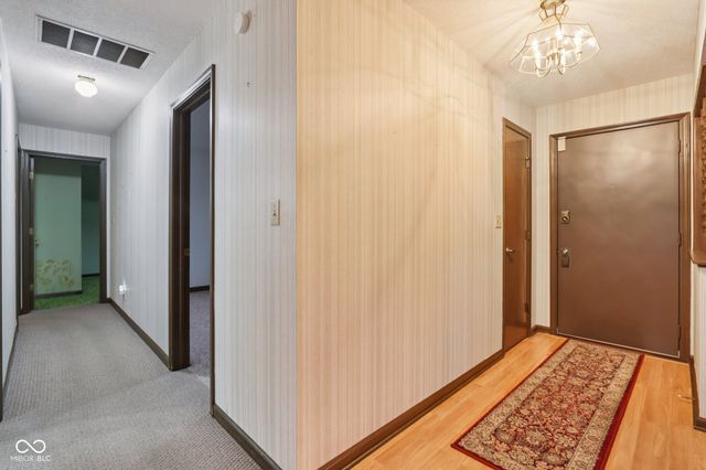 6924 E Meadows Drive, Camby, IN 46113