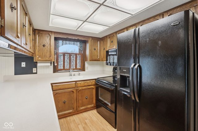 6924 E Meadows Drive, Camby, IN 46113