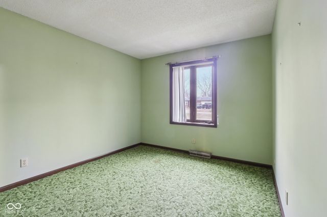 6924 E Meadows Drive, Camby, IN 46113