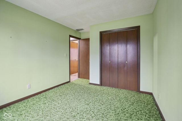 6924 E Meadows Drive, Camby, IN 46113