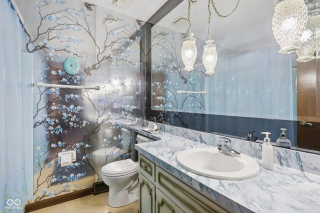 6924 E Meadows Drive, Camby, IN 46113