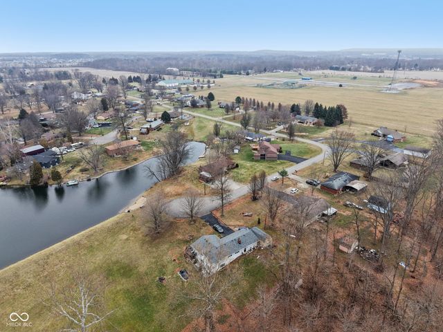 6924 E Meadows Drive, Camby, IN 46113