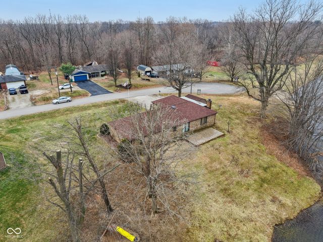 6924 E Meadows Drive, Camby, IN 46113