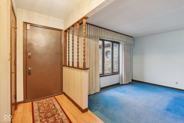 6924 E Meadows Drive, Camby, IN 46113