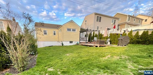 23 Veterans Place, North Arlington, NJ 07031