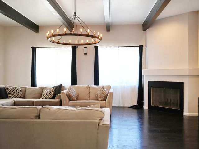 6427 POJOAQUE Drive NW, Albuquerque, NM 87120