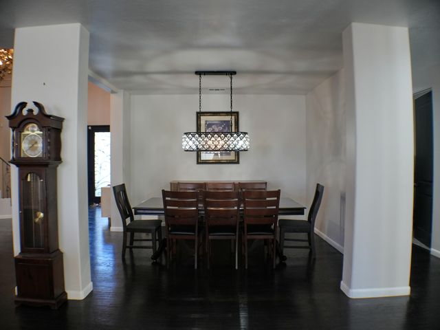 6427 POJOAQUE Drive NW, Albuquerque, NM 87120