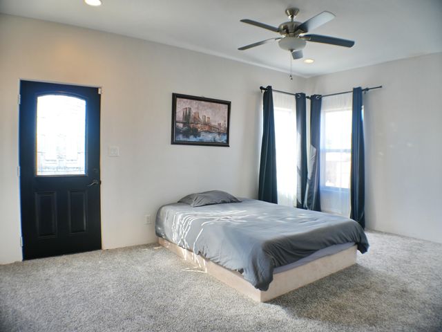 6427 POJOAQUE Drive NW, Albuquerque, NM 87120