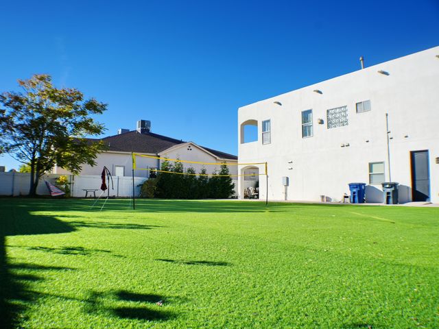 6427 POJOAQUE Drive NW, Albuquerque, NM 87120