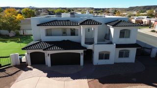 6427 POJOAQUE Drive NW, Albuquerque, NM 87120