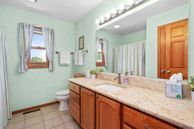 3101 Weybridge Drive, Sun Prairie, WI 53590