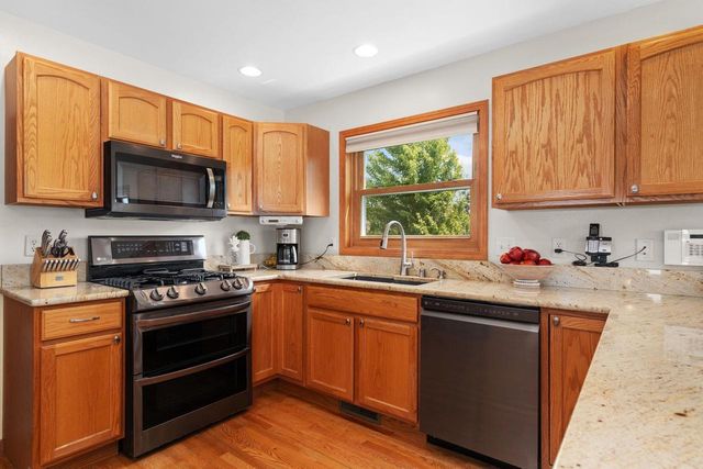 3101 Weybridge Drive, Sun Prairie, WI 53590