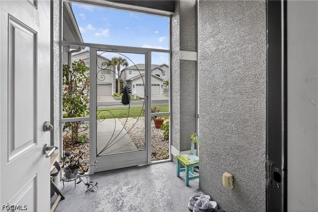 9689 Pineapple Preserve CT, Fort Myers, FL 33908