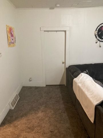 406 S Kinney, Pleasant, MI 48858