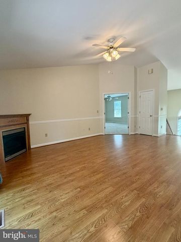 9504 S S. ROYAL CREST CT, Fredericksburg, VA 22408