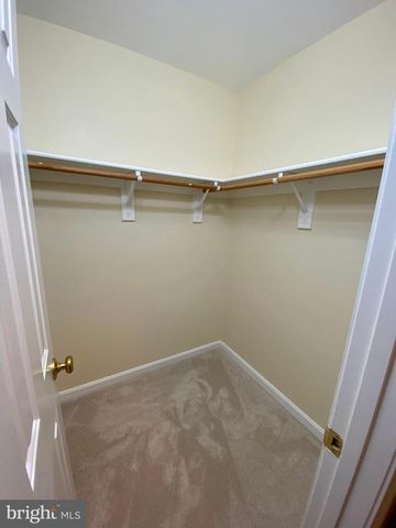 9504 S S. ROYAL CREST CT, Fredericksburg, VA 22408