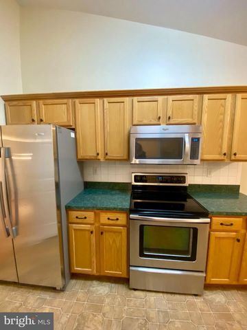 9504 S S. ROYAL CREST CT, Fredericksburg, VA 22408