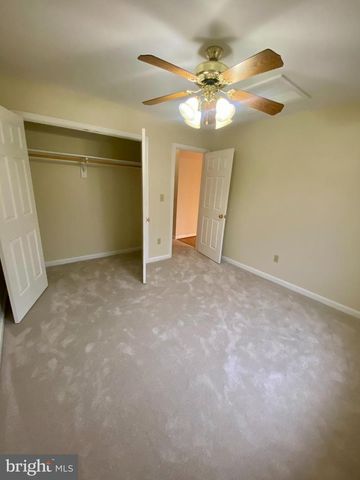 9504 S S. ROYAL CREST CT, Fredericksburg, VA 22408