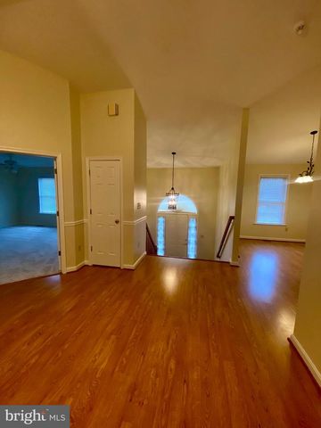 9504 S S. ROYAL CREST CT, Fredericksburg, VA 22408