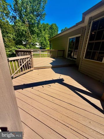 9504 S S. ROYAL CREST CT, Fredericksburg, VA 22408