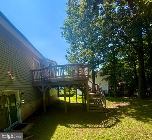 9504 S S. ROYAL CREST CT, Fredericksburg, VA 22408