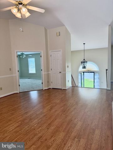 9504 S S. ROYAL CREST CT, Fredericksburg, VA 22408