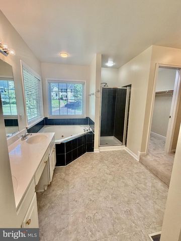 9504 S S. ROYAL CREST CT, Fredericksburg, VA 22408