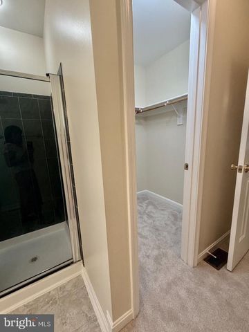 9504 S S. ROYAL CREST CT, Fredericksburg, VA 22408