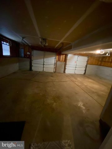 9504 S S. ROYAL CREST CT, Fredericksburg, VA 22408